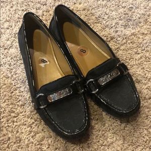 Coach women’s dress shoes black